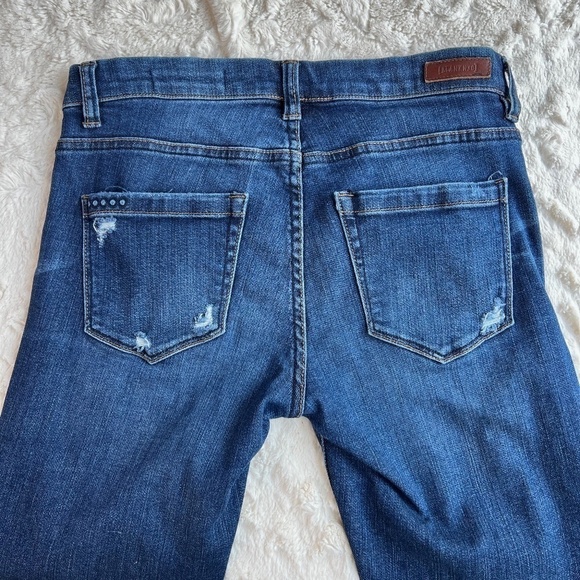 BLANK NYC Tomboy Distressed Boyfriend Jeans Medium Wash Size 24 - Picture 15 of 16